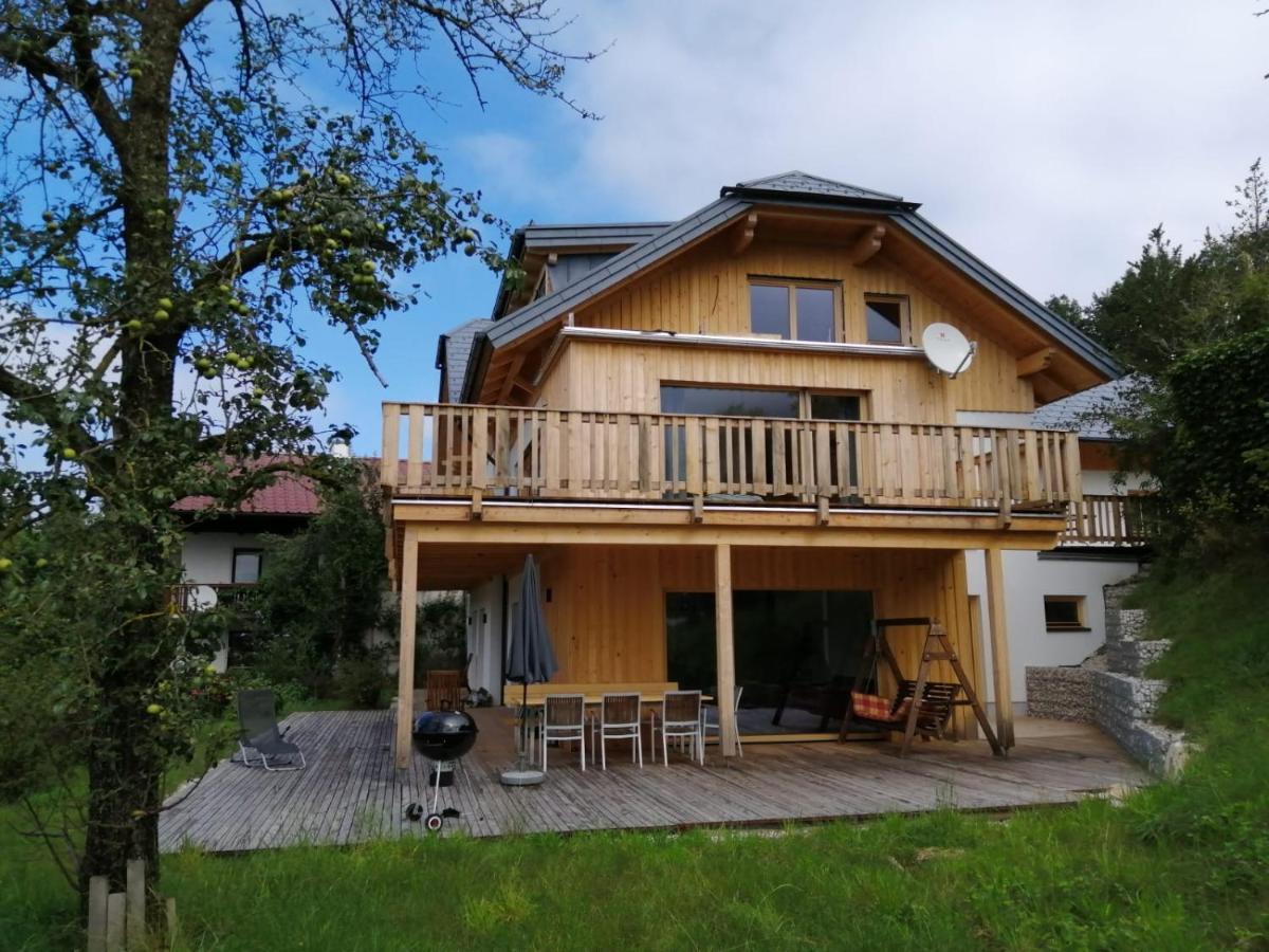 Апартаменты Attersee-Chalet Angermann Familie Spalt Штайнбах-ам-Аттерзее Экстерьер фото